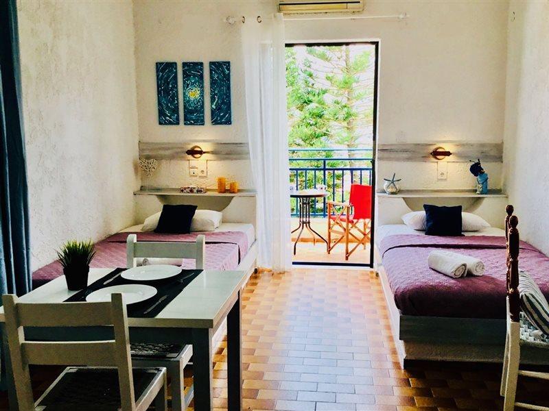 Amazona Aparthotel Agia Pelagia Екстериор снимка