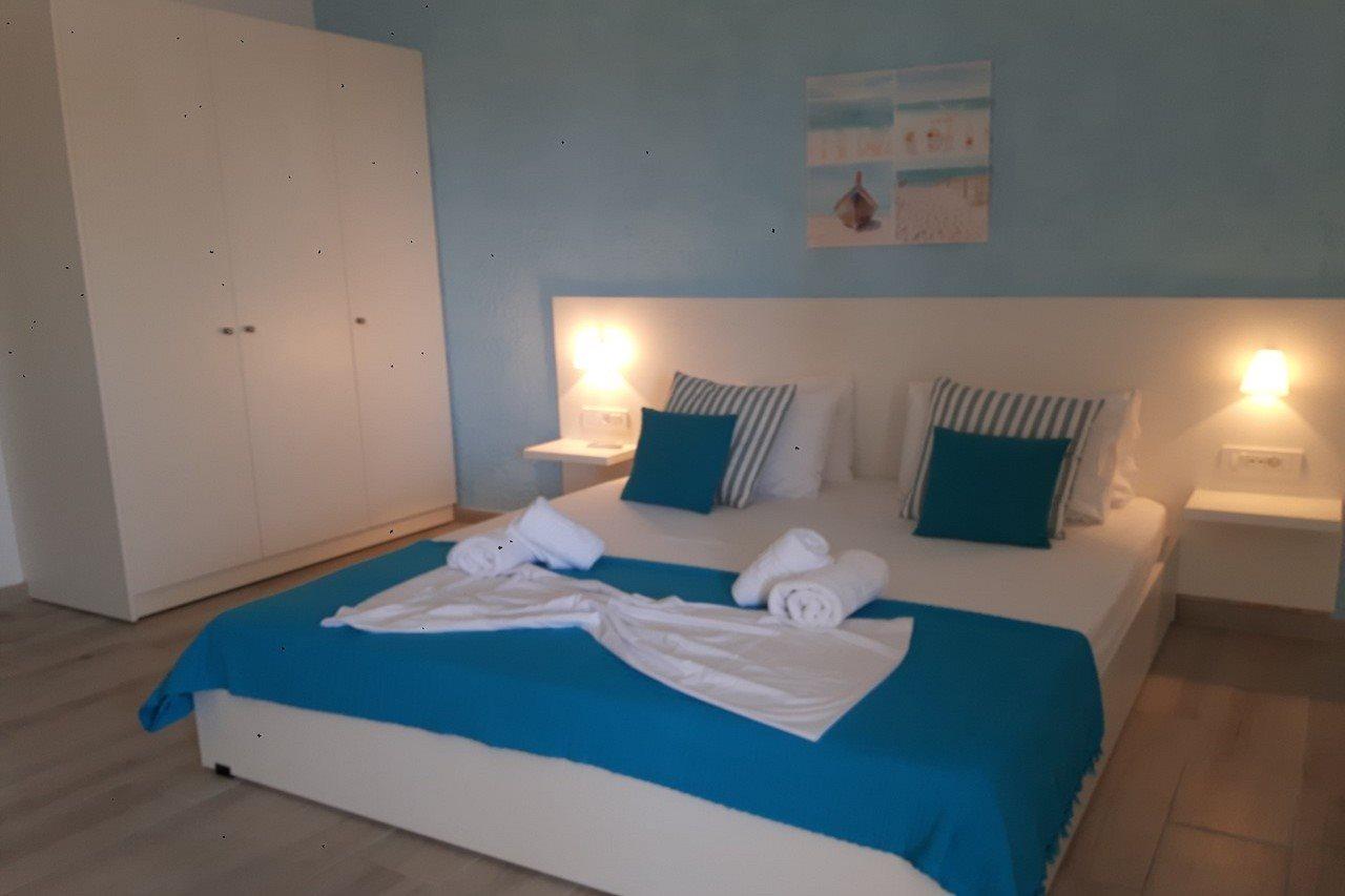 Amazona Aparthotel Agia Pelagia Екстериор снимка