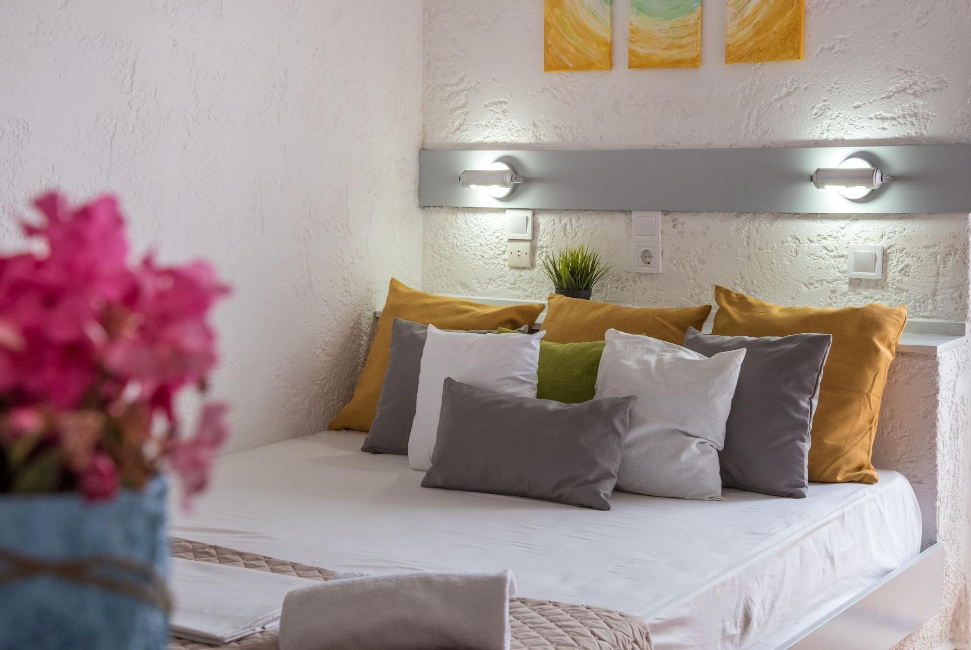 Amazona Aparthotel Agia Pelagia Екстериор снимка