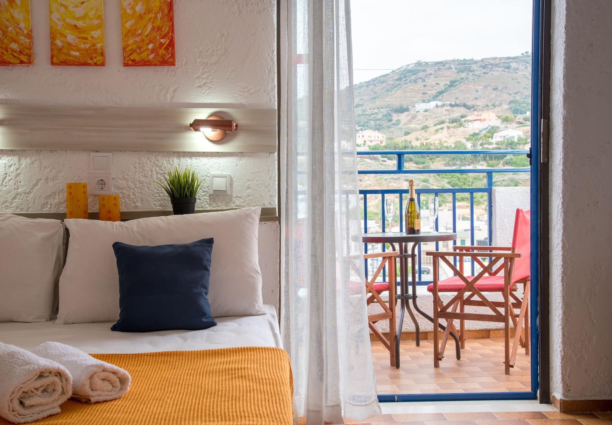 Amazona Aparthotel Agia Pelagia Екстериор снимка