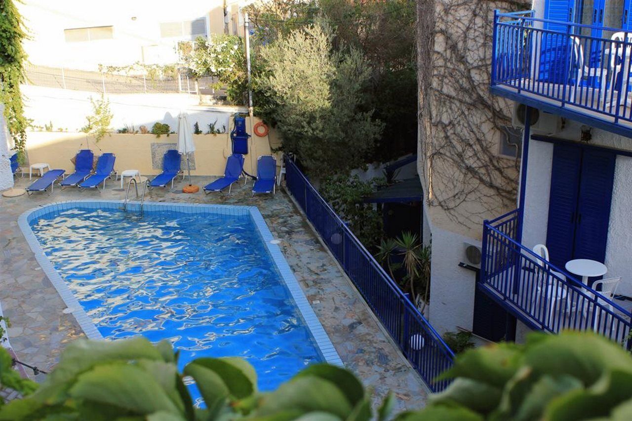 Amazona Aparthotel Agia Pelagia Екстериор снимка